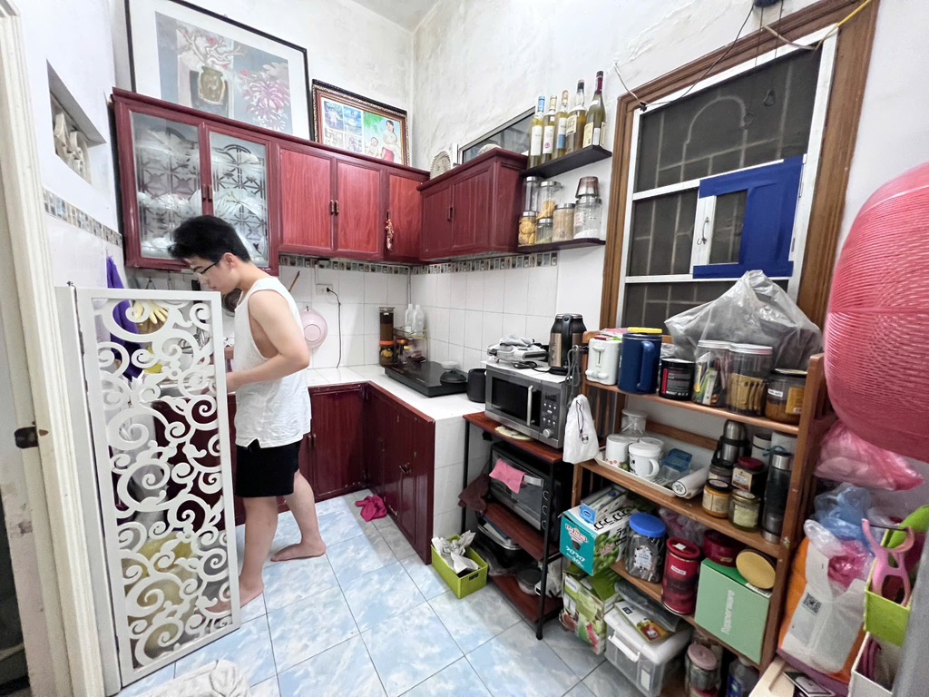 Bán nhà Láng Hạ - diện tích 61.4m2 3 tầng - LÔ GÓC - BÁN ĐẤT TẶNG NHÀ - giá 9,3 tỷ