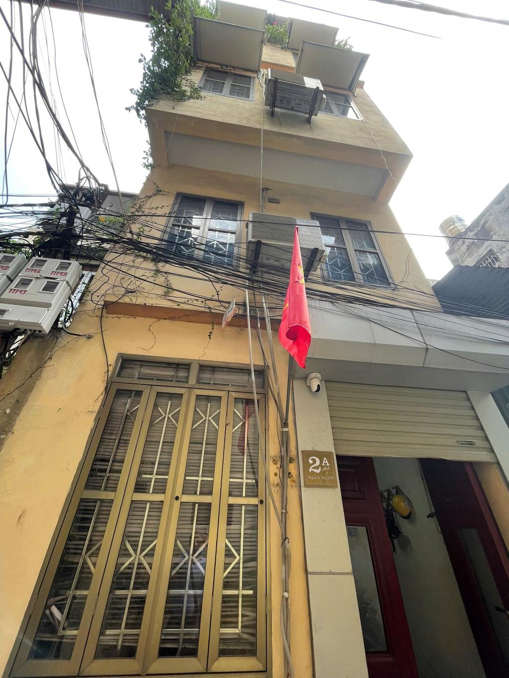 Bán nhà Lĩnh Nam - 21m2 sổ đỏ  5 tầng - mặt tiền 3.7m - giá 5.28 tỷ