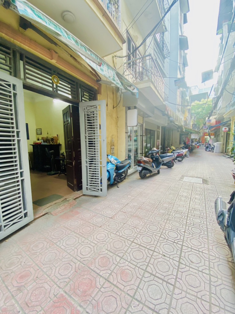 Bán nhà Yên Bái 2 - diện tích 75.1m2 4 tầng - Ô TÔ ĐỖ CỬA - giá 23,8 tỷ