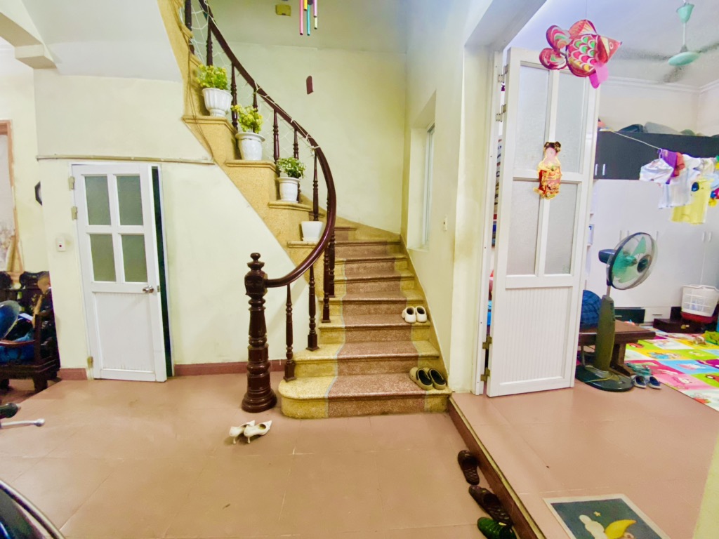 Bán nhà Yên Bái 2 - diện tích 75.1m2 4 tầng - Ô TÔ ĐỖ CỬA - giá 23,8 tỷ