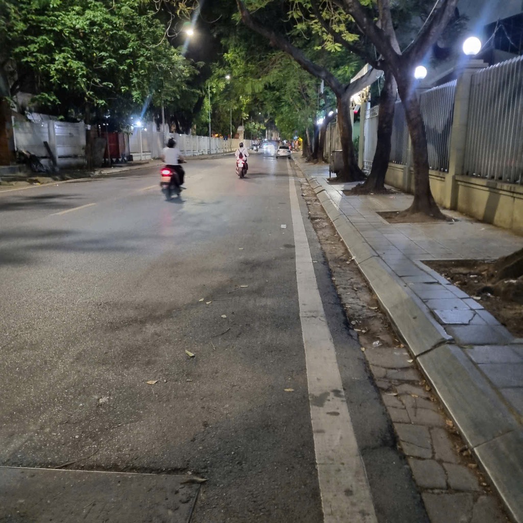 Bán nhà Nguyễn Đình Chiểu - diện tích 19,4m2 5 tầng - LÔ GÓC 3 MẶT NGÕ - giá 8,5 tỷ