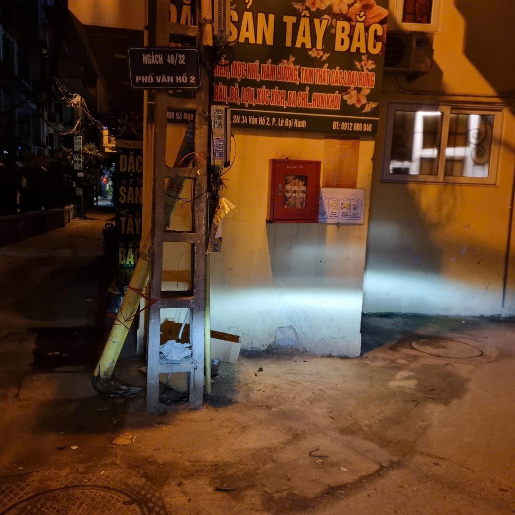 Bán nhà Nguyễn Đình Chiểu - diện tích 19,4m2 5 tầng - LÔ GÓC 3 MẶT NGÕ - giá 8,5 tỷ