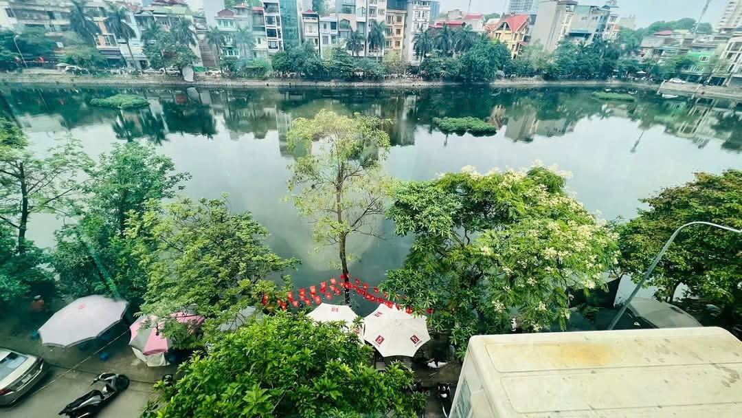 Bán nhà Phương Mai - diện tích 22,9m2 6 tầng - LÔ GÓC VỈA HÈ 2 BÊN - giá 15,8 tỷ