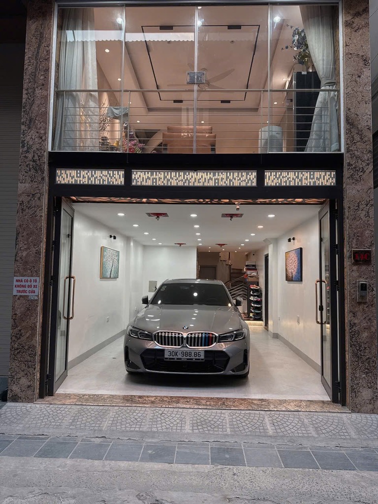 Bán nhà Nguyễn Đức Cảnh - diện tích 61m2 7 tầng - Lô góc, thang máy - giá 23,9 tỷ