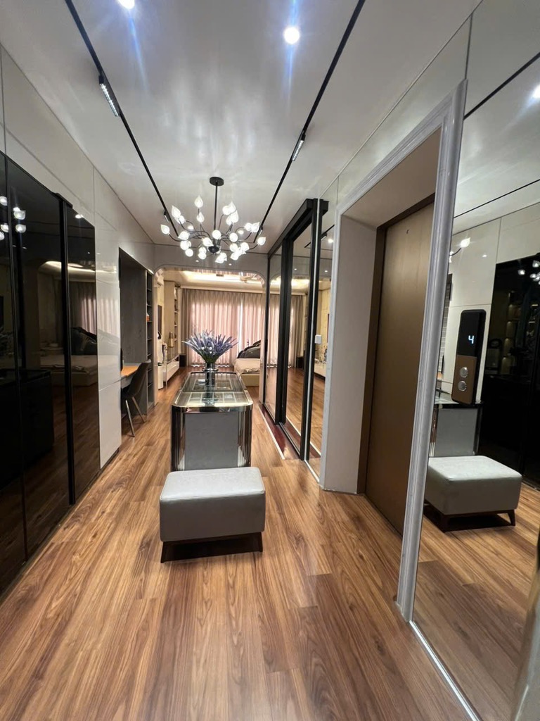 Bán nhà Nguyễn Đức Cảnh - diện tích 61m2 7 tầng - Lô góc, thang máy - giá 23,9 tỷ