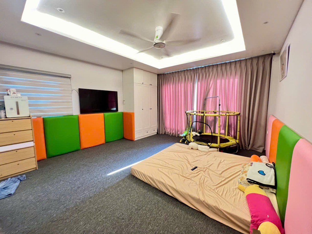 Bán nhà Nguyễn Đức Cảnh - diện tích 61m2 7 tầng - Lô góc, thang máy - giá 23,9 tỷ