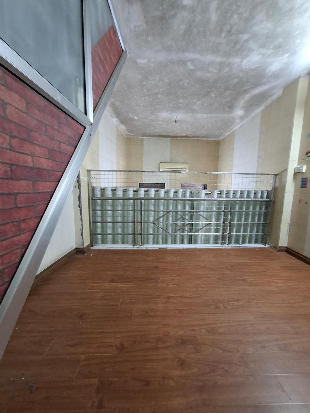 Bán nhà Dương Văn Bé - 18.5m2 4 tầng - lô góc gần ô tô - giá 4.3 tỷ