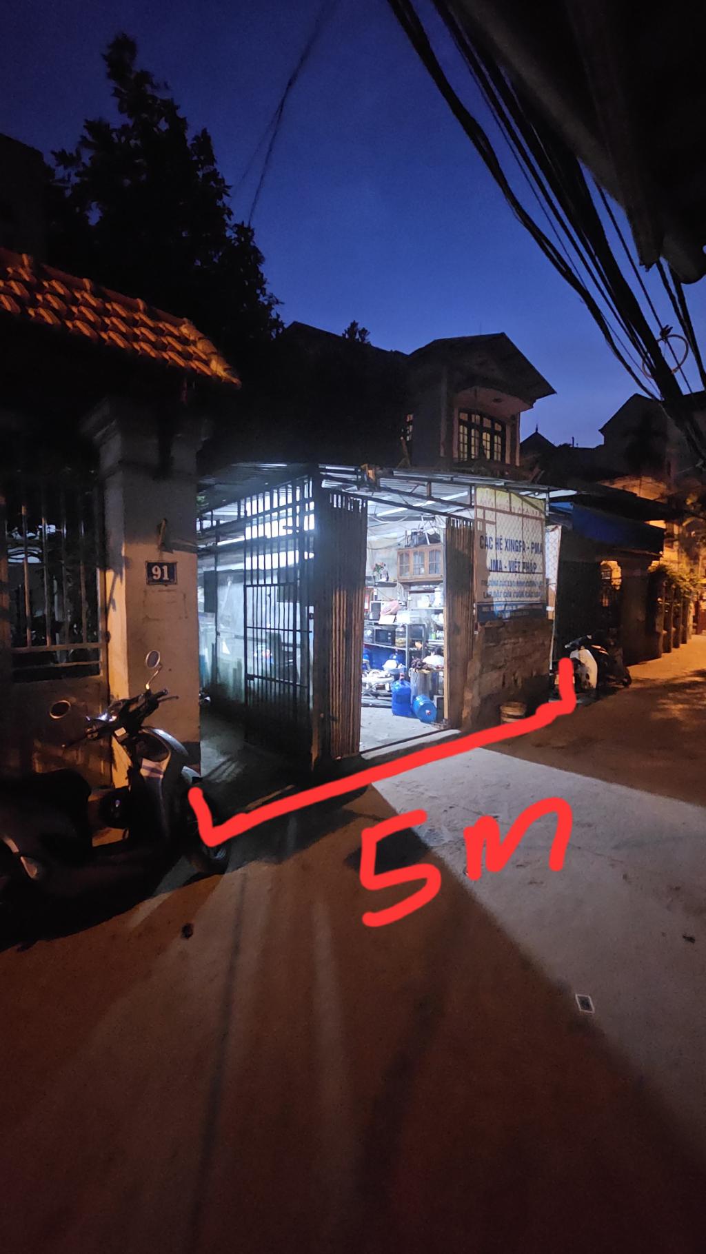 Bán nhà Nguyễn Khoái - diện tích 104m2 1 tầng - Ô tô tránh - giá 15,5 tỷ