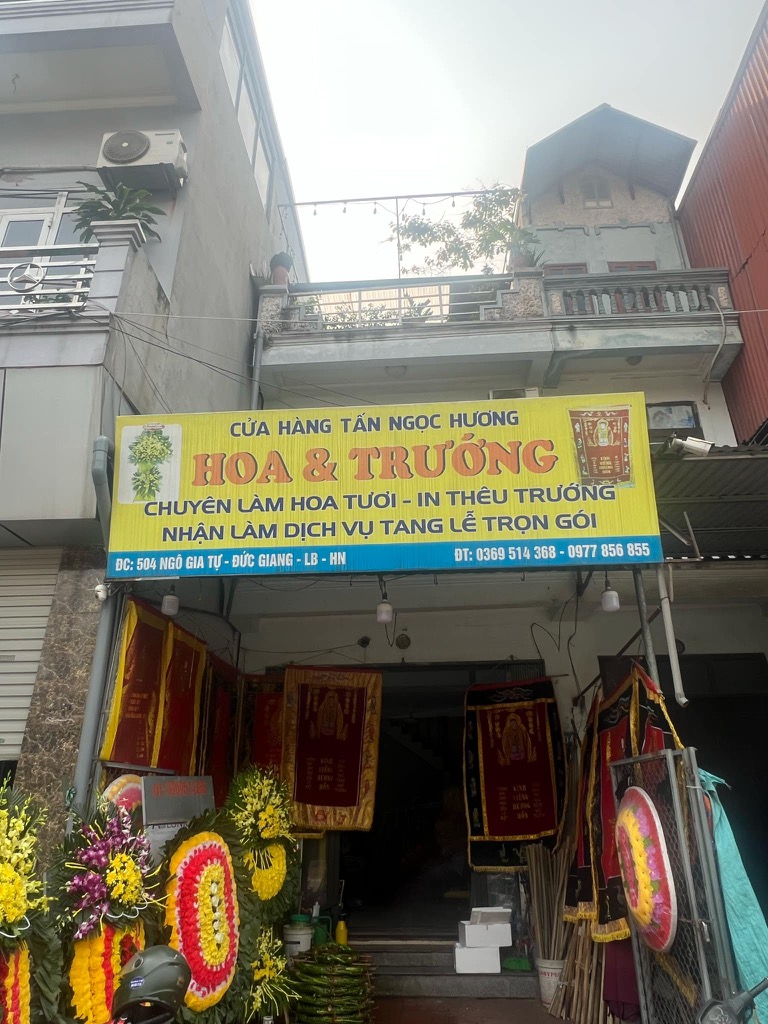 Bán nhà mặt phố Ngô Gia Tự 63m2 x 3 tầng, Q. Long Biên – Giá 18 tỷ