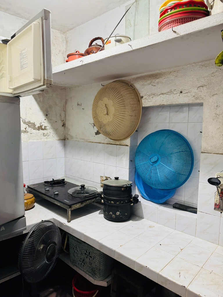 Bán nhà Bạch Mai - 23m2 2 tầng - gần phố - giá 3.8 tỷ