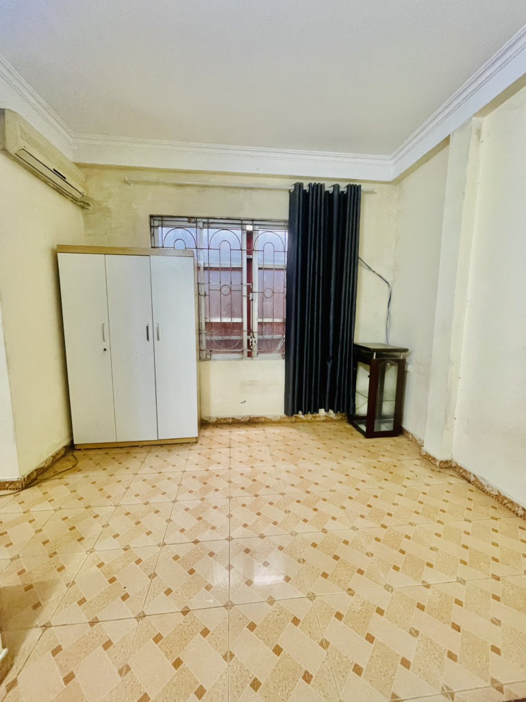 Bán nhà Minh Khai - diện tích 40m2 4 tầng - Nhà dân xây chắc chắn - giá 8,5 tỷ