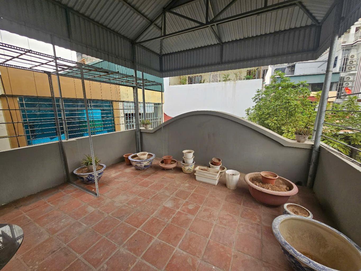 Bán nhà Khương Đình - diện tích 66m2 4 tầng - Lô góc 3 mặt thoáng - giá 10,25 tỷ