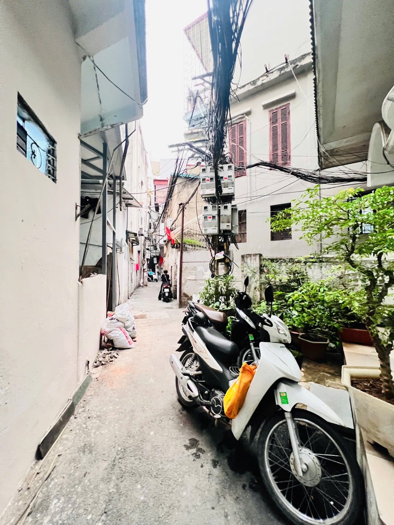 Bán nhà Khương Trung - diện tích 103.7m2 3 tầng - Lô góc - giá 20,6 tỷ