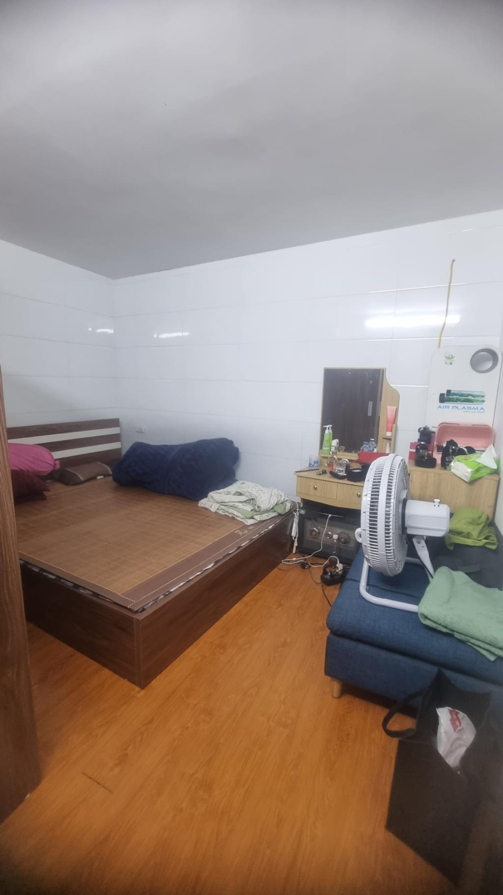 Bán nhà Đông Thiên - diện tích 40m2 2 tầng - nhà đẹp ở luôn - giá 3,3 triệu