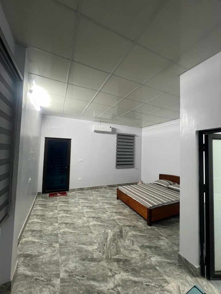 Bán nhà Lĩnh Nam - diện tích 90m2 3 tầng - ô tô tránh - giá 22,5 tỷ