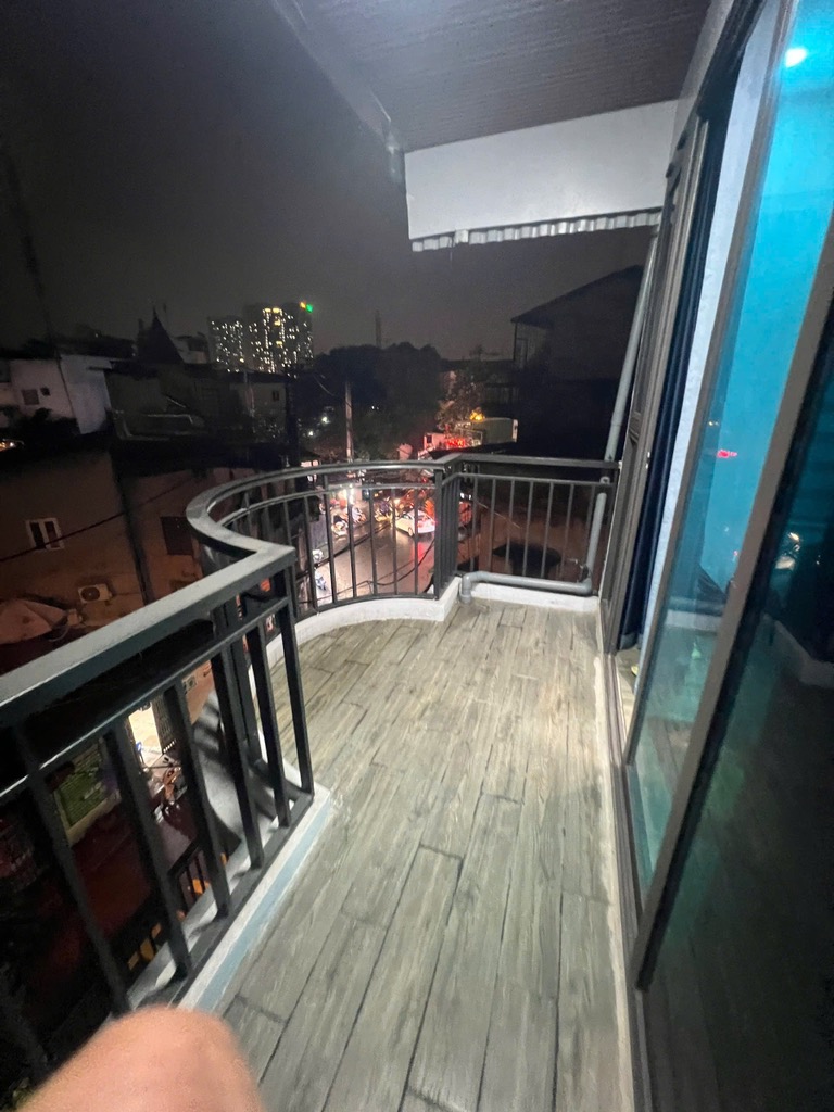 Bán nhà Lĩnh Nam - diện tích 90m2 3 tầng - ô tô tránh - giá 22,5 tỷ