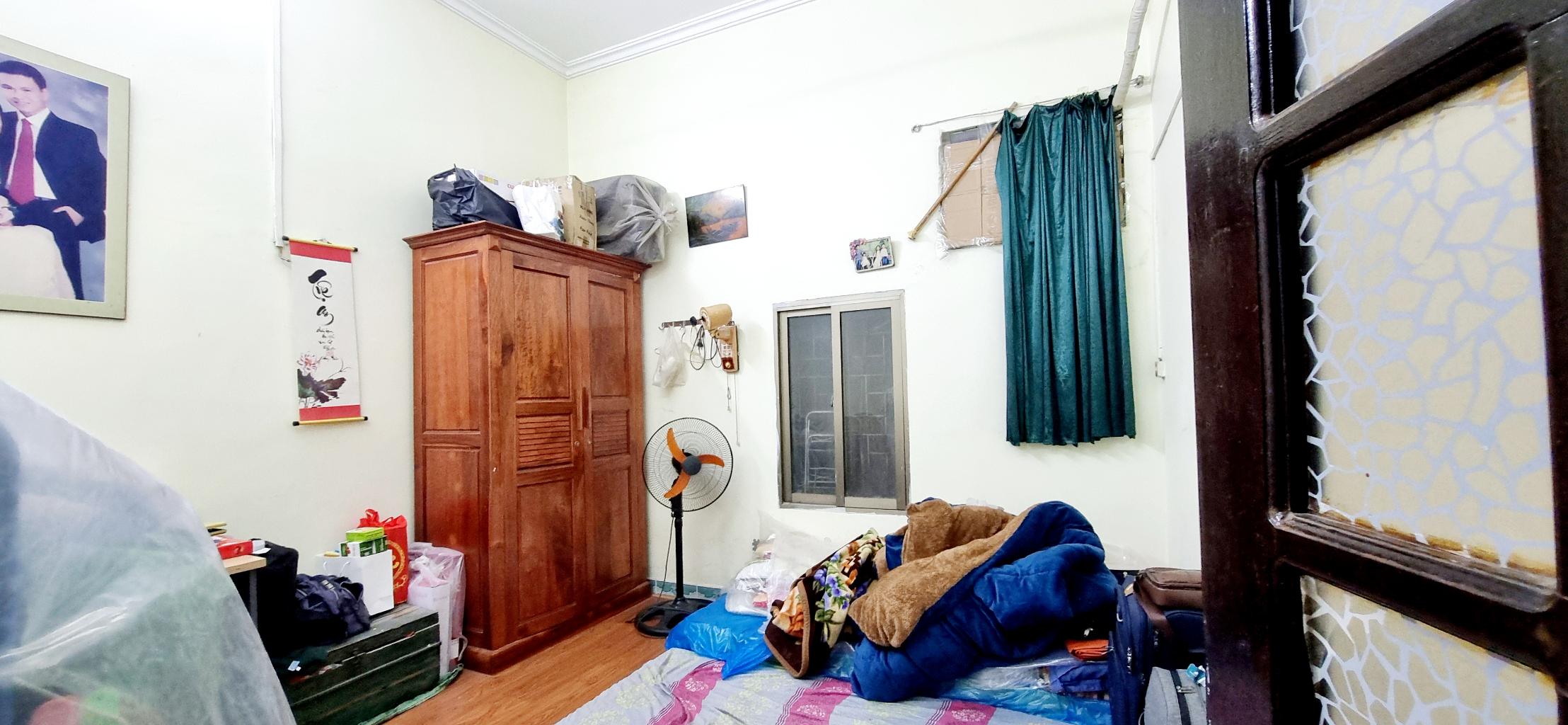 Bán nhà Dương Văn Bé - diện tích 70m2 3 tầng - Nhà rộng, có sân vườn, gần phố - giá 14,6 tỷ