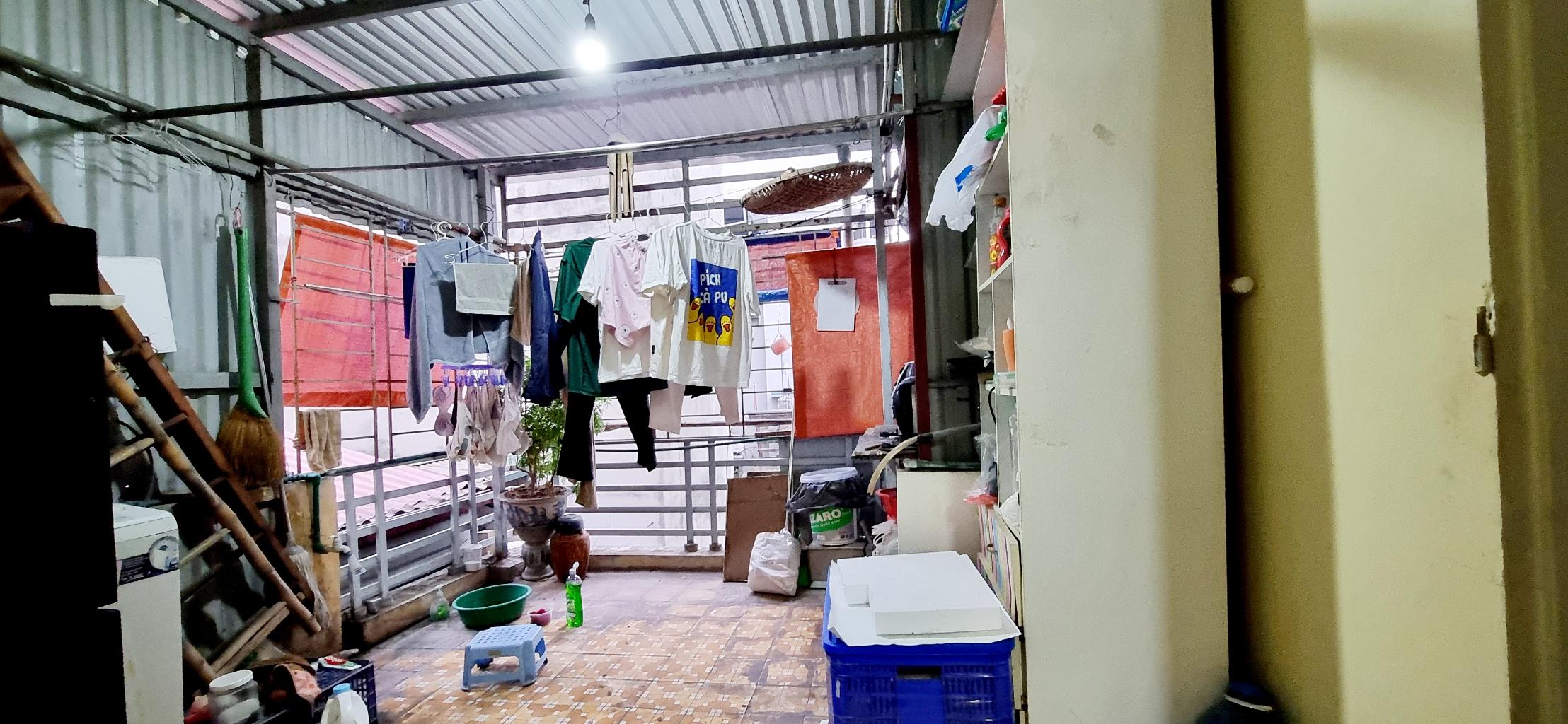 Bán nhà Dương Văn Bé - diện tích 70m2 3 tầng - Nhà rộng, có sân vườn, gần phố - giá 14,6 tỷ