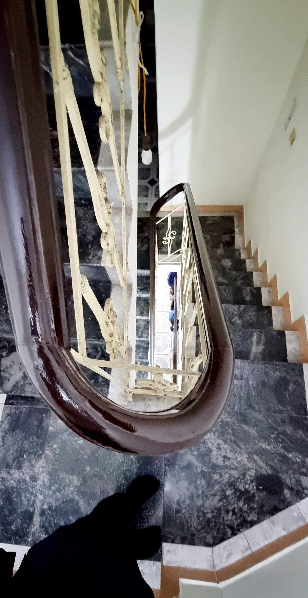 Bán nhà Dương Văn Bé - diện tích 70m2 3 tầng - Nhà rộng, có sân vườn, gần phố - giá 14,6 tỷ