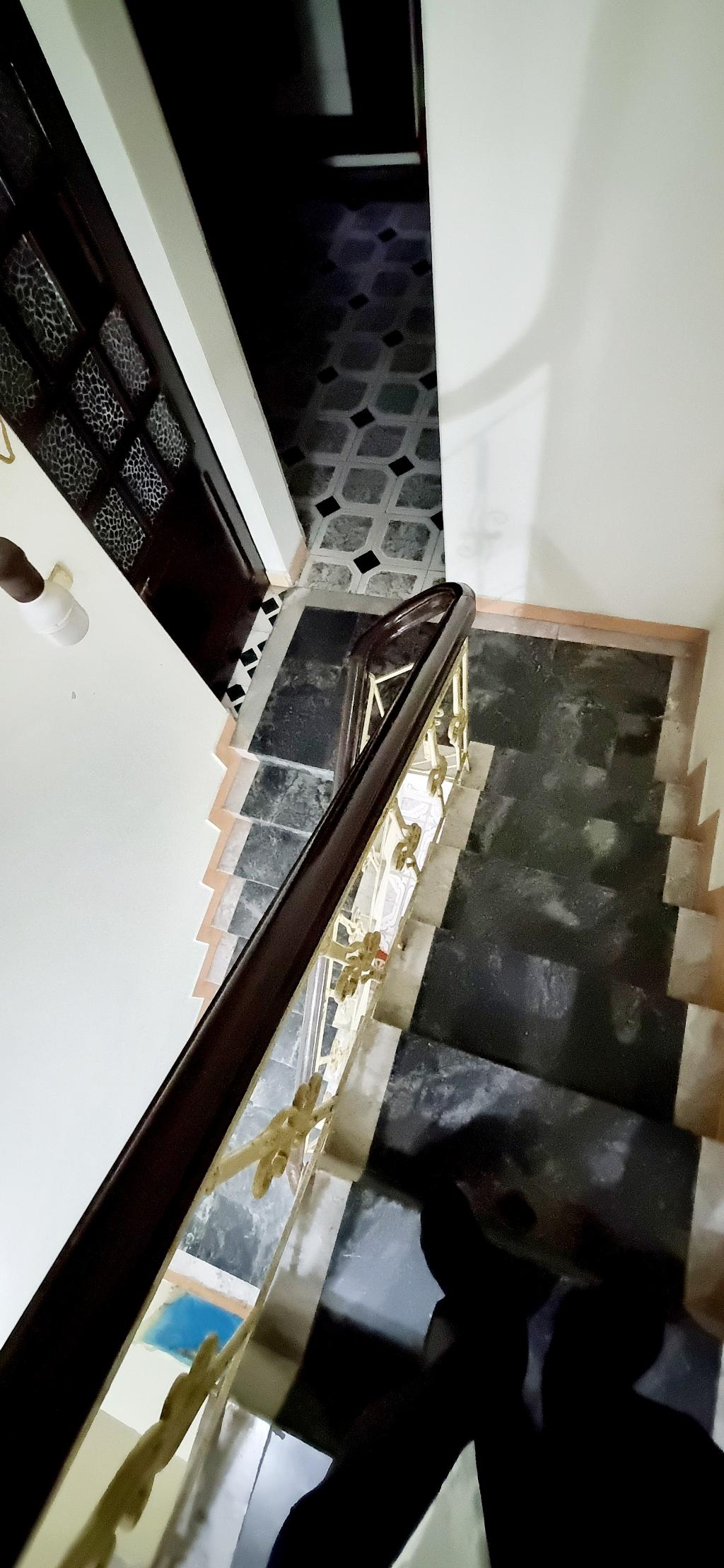 Bán nhà Dương Văn Bé - diện tích 70m2 3 tầng - Nhà rộng, có sân vườn, gần phố - giá 14,6 tỷ