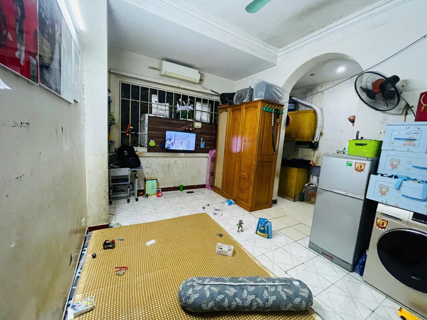 Bán nhà Giải Phóng - diện tích 43.7m2 3 tầng - MẶT PHỐ GIẢI PHÓNG - giá 16,5 tỷ