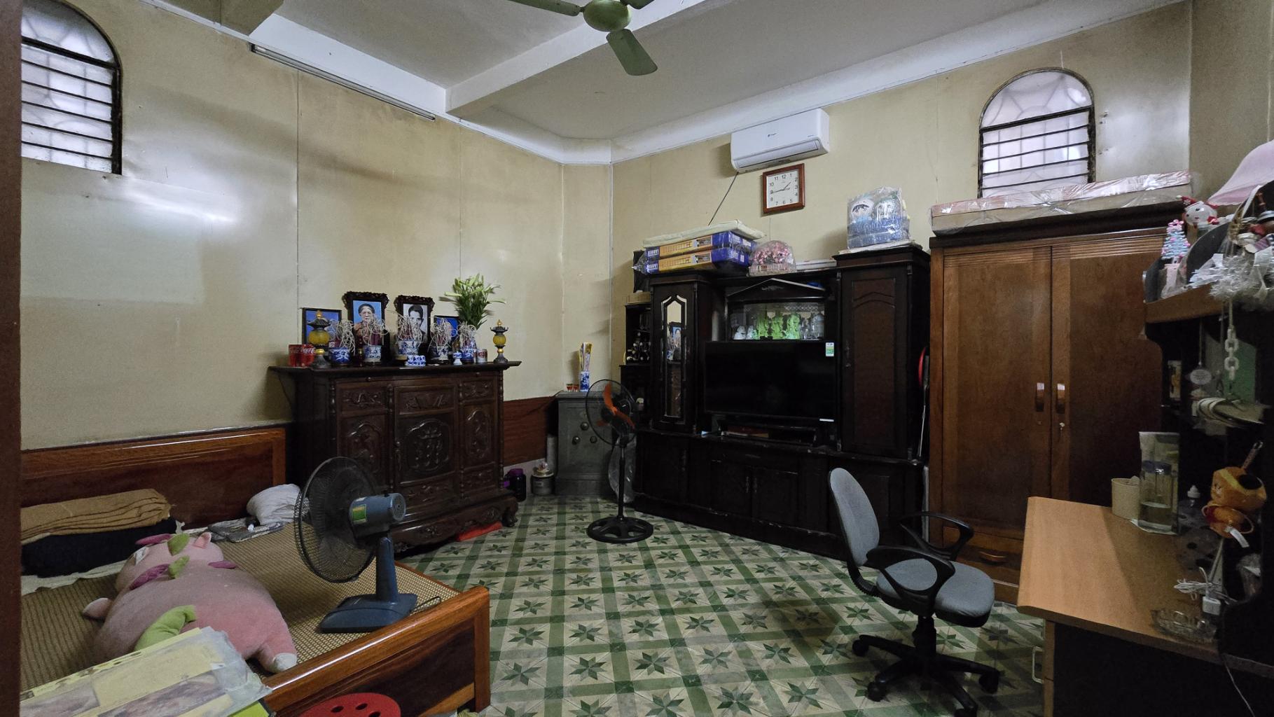 Bán nhà Hòa Bình - diện tích 91.7m2 3 tầng - 3 mặt thoáng - giá 16,9 tỷ