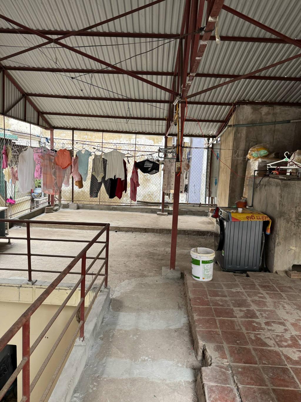 Bán nhà Hòa Bình - diện tích 91.7m2 3 tầng - 3 mặt thoáng - giá 16,9 tỷ