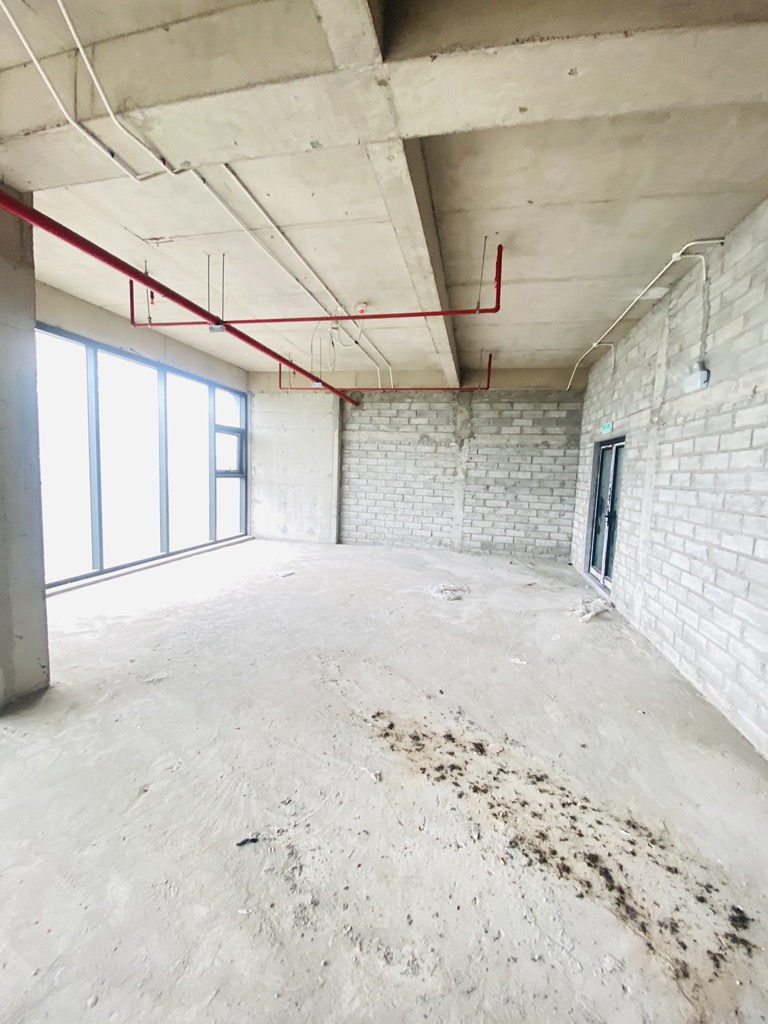 Bán nhà Ngọc Hồi - diện tích 610m2 3 tầng - LÔ GÓC - THÔNG SÀN - THANG MÁY - giá 21,5 tỷ