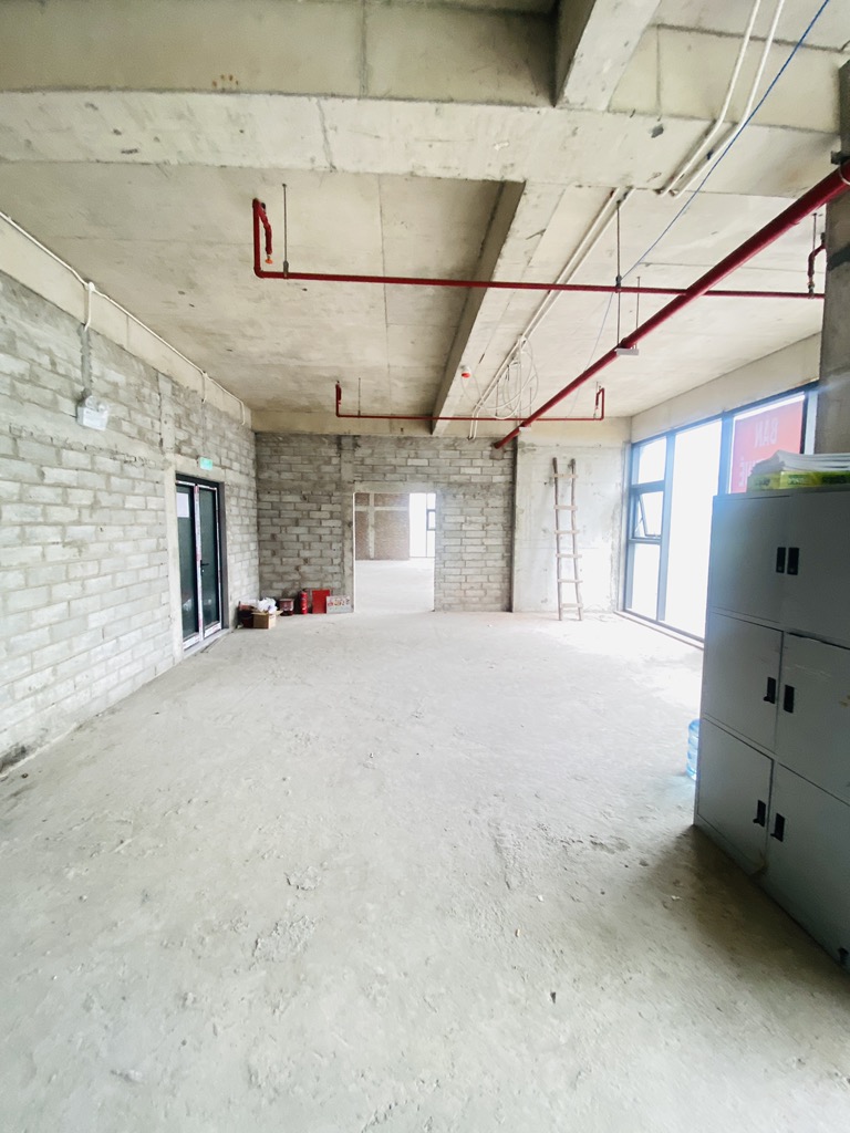 Bán nhà Ngọc Hồi - diện tích 610m2 3 tầng - LÔ GÓC - THÔNG SÀN - THANG MÁY - giá 21,5 tỷ