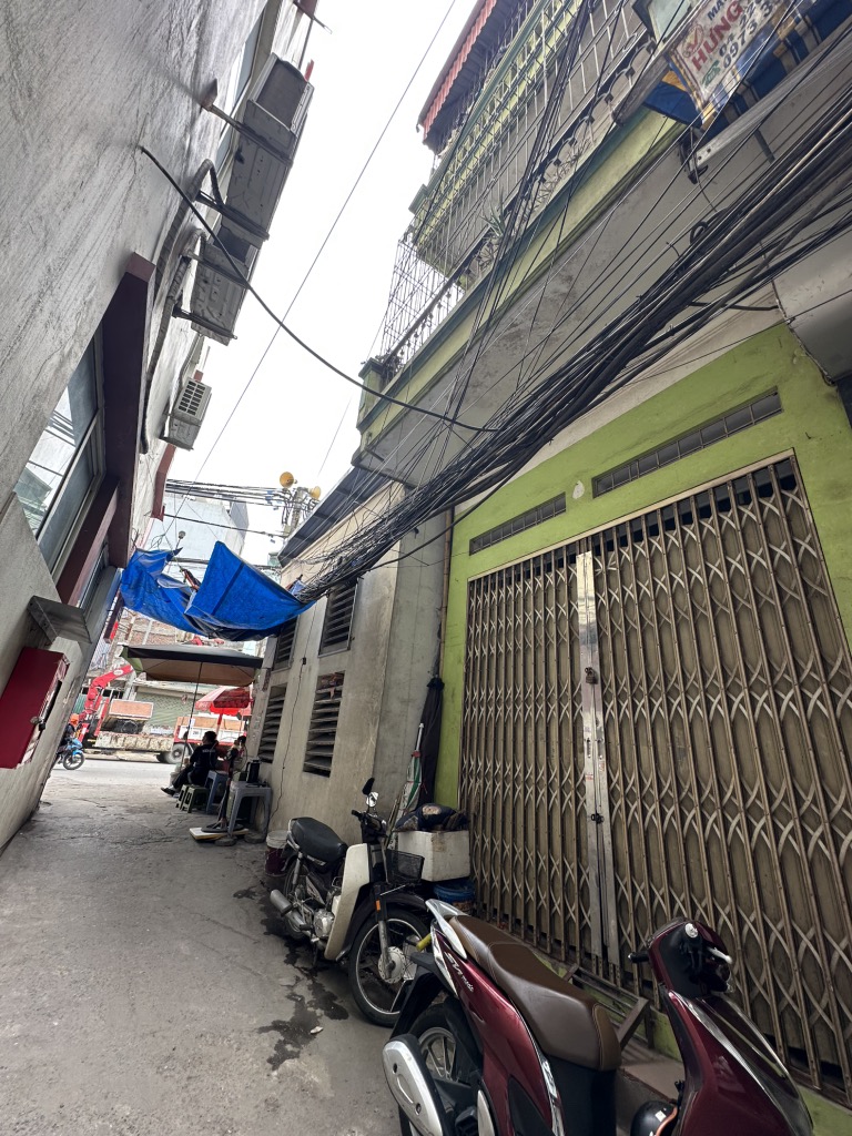 Bán nhà Dương Văn Bé - diện tích 51m2 3 tầng - Ngõ nông, rộng, thoáng - giá 8,8 tỷ