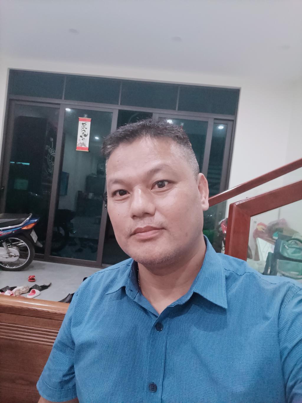 Bán nhà Khuất Duy Tiến - diện tích 90.5m2 2 tầng - Ô tô đỗ cửa - giá 6,5 tỷ