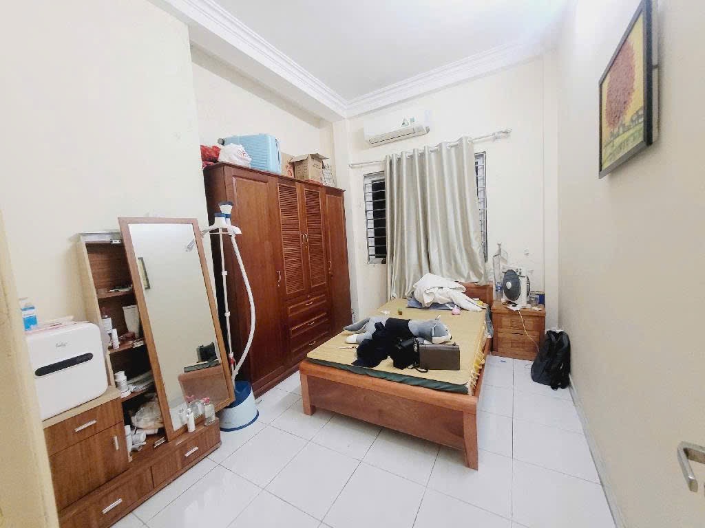 Bán nhà Tây Sơn - diện tích 46m2 3 tầng - VIP ĐỐNG ĐA - giá 9,8 tỷ