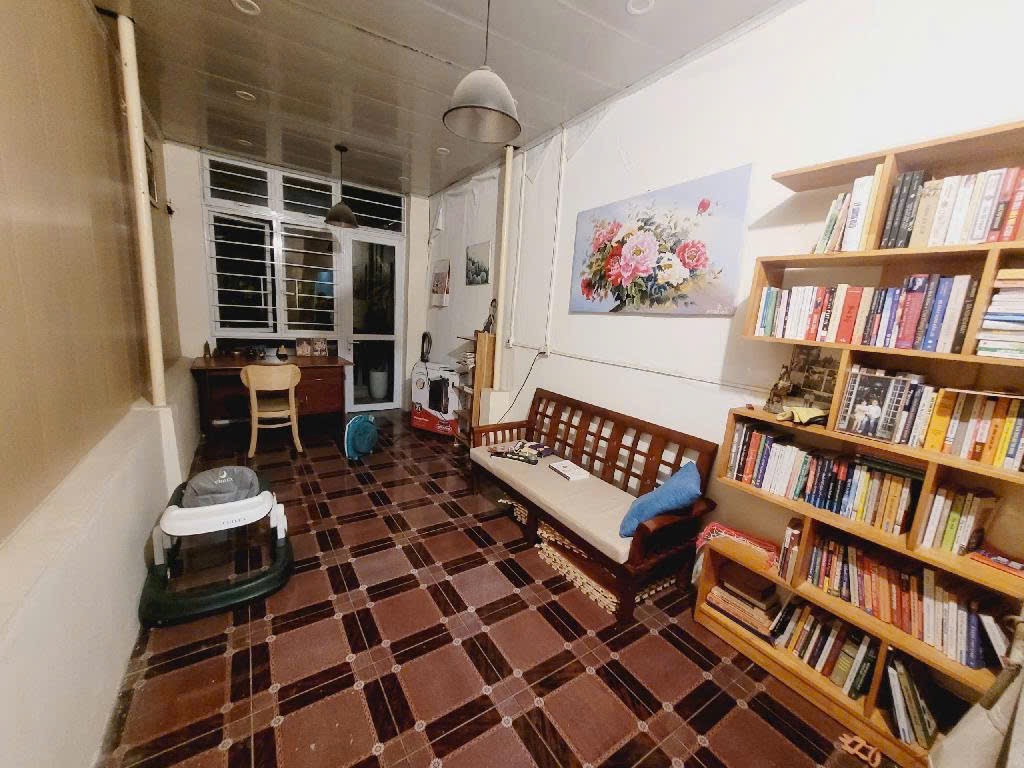 Bán nhà Tây Sơn - diện tích 46m2 3 tầng - VIP ĐỐNG ĐA - giá 9,8 tỷ