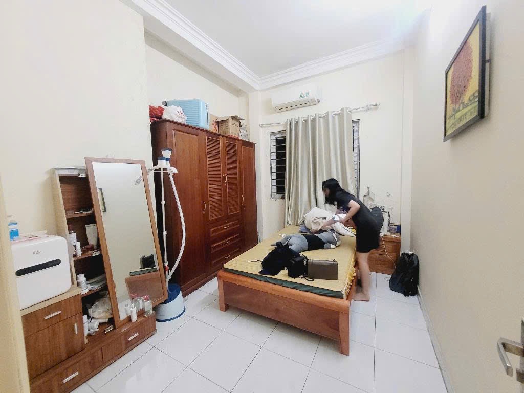 Bán nhà Tây Sơn - diện tích 46m2 3 tầng - VIP ĐỐNG ĐA - giá 9,8 tỷ