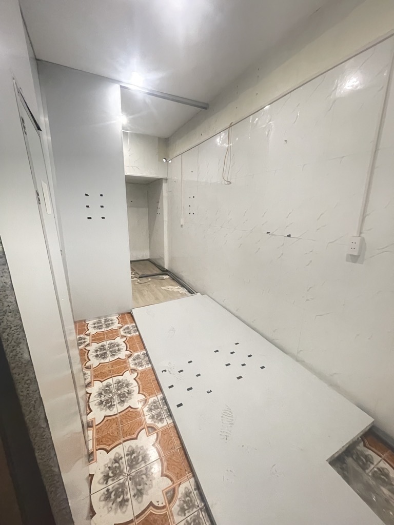 Bán nhà Đại Cồ Việt - diện tích 49,6m2 4 tầng - Nhà mặt phố ô tô tránh - giá 9 tỷ