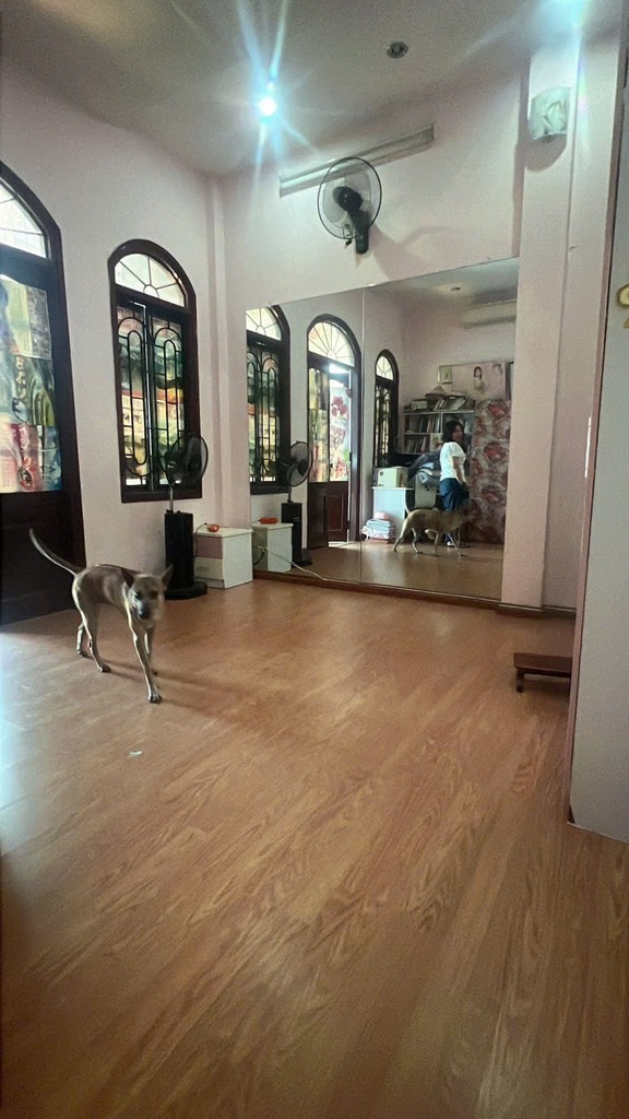 Bán nhà Đường Láng - diện tích 99.7m2 4 tầng - 4 ngủ đủ công năng - giá 15,8 tỷ