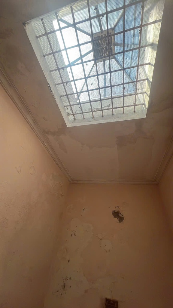 Bán nhà Đường Láng - diện tích 99.7m2 4 tầng - 4 ngủ đủ công năng - giá 15,8 tỷ