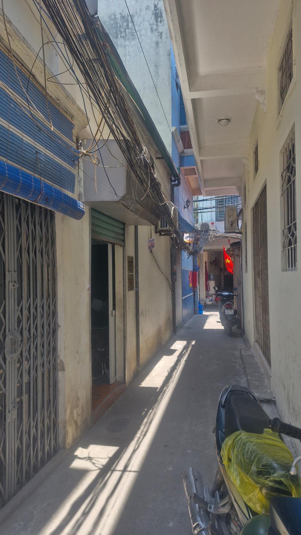 Bán nhà Tam Trinh - diện tích 30m2 1 tầng - Mảnh đất đẹp còn xót lại - giá 7,3 tỷ