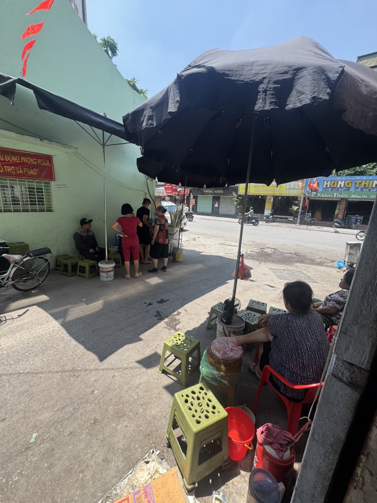 Bán nhà Khâm Thiên - diện tích 30.5m2 5 tầng - Ô tô đỗ cửa - giá 9,4 tỷ