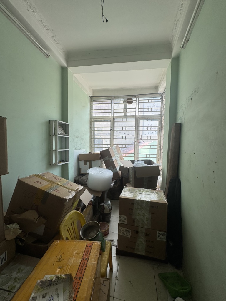 Bán nhà Khâm Thiên - diện tích 30.5m2 5 tầng - Ô tô đỗ cửa - giá 9,4 tỷ