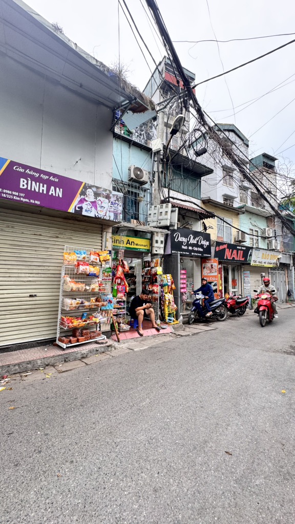 Bán nhà Kim Ngưu - diện tích 26m2 3 tầng - Ngõ ô tô tránh - giá 3,8 tỷ