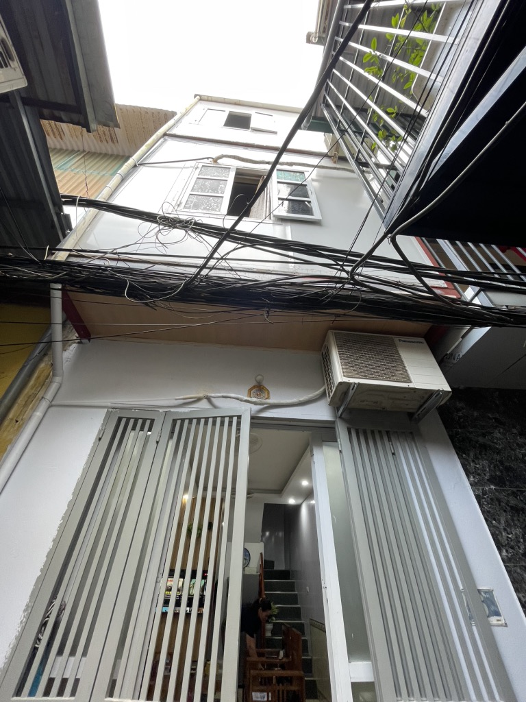 Bán nhà Định Công Thượng - diện tích 20,4m2 3 tầng - Cực hiếm - giá 2,3 tỷ