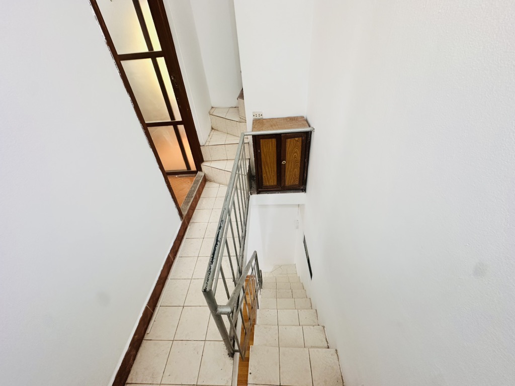 Bán nhà Hồng Mai - diện tích 40m2 4 tầng - 2 THOÁNG - VIEW TRƯỜNG HỌC - giá 4,9 tỷ