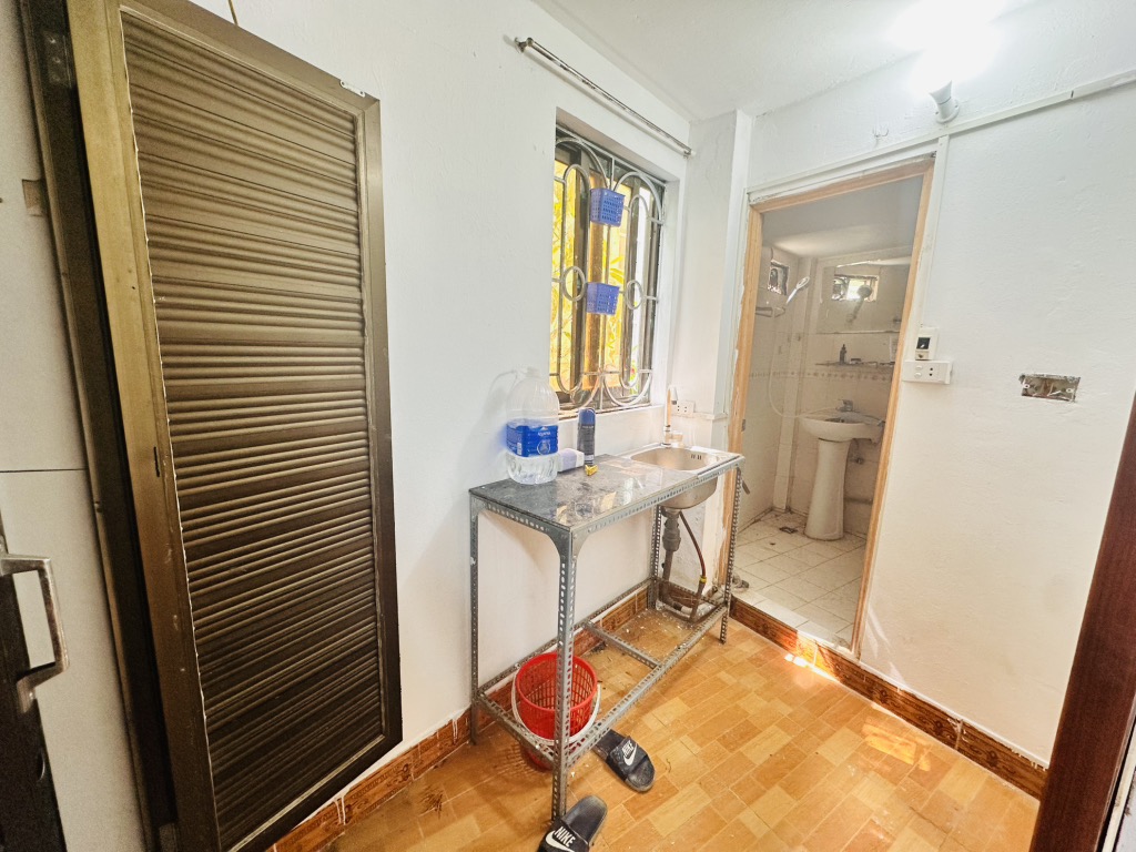 Bán nhà Hồng Mai - diện tích 40m2 4 tầng - 2 THOÁNG - VIEW TRƯỜNG HỌC - giá 4,9 tỷ