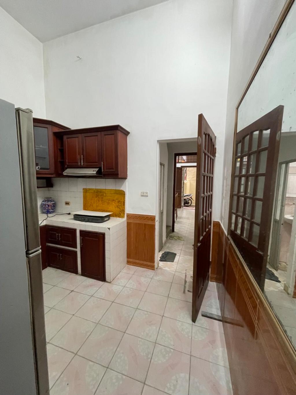 Bán nhà Phan Đình Giót - diện tích 45m2 3 tầng - gần ô tô đỗ - giá 7,5 tỷ