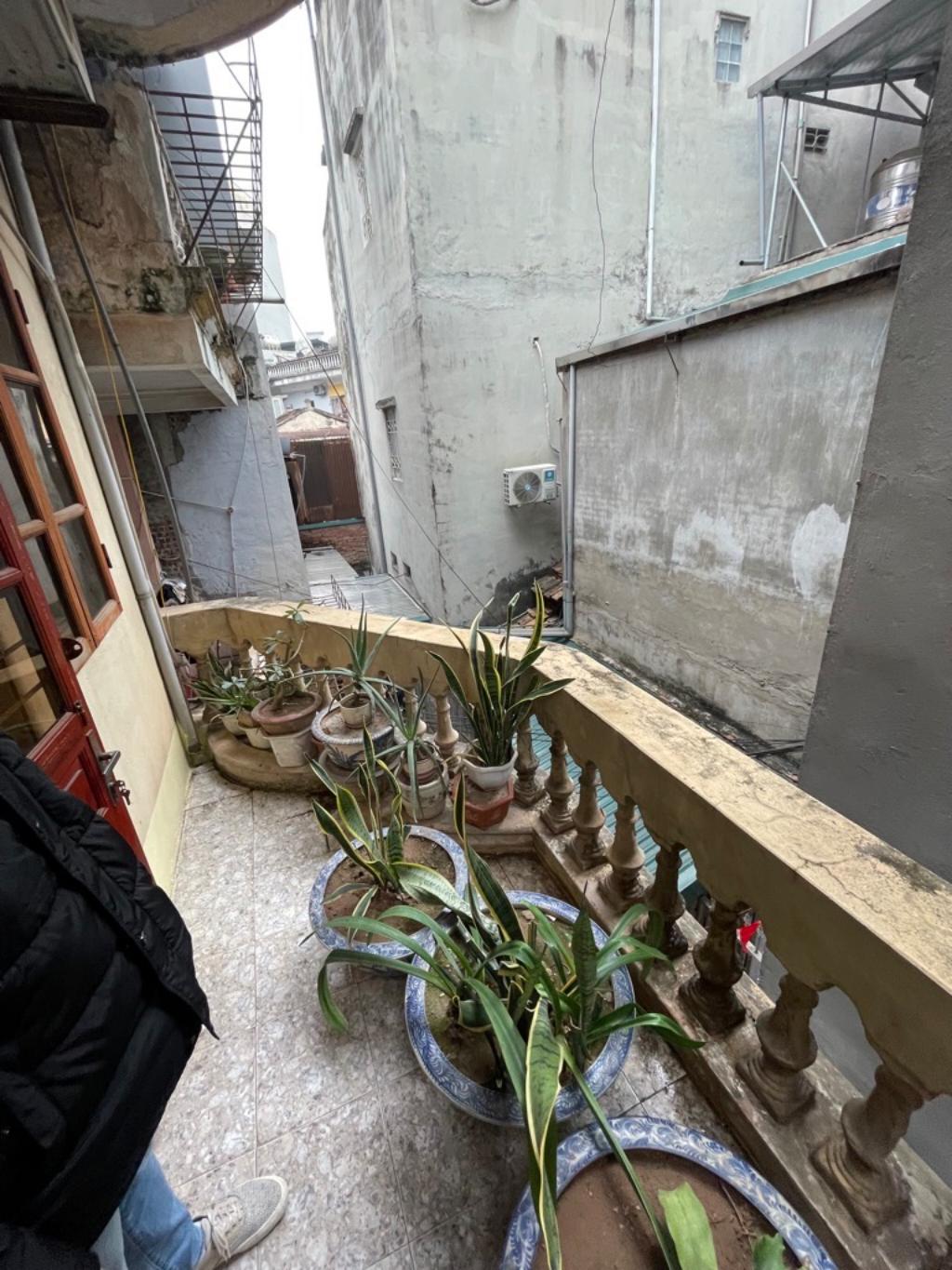 Bán nhà Phan Đình Giót - diện tích 45m2 3 tầng - gần ô tô đỗ - giá 7,5 tỷ