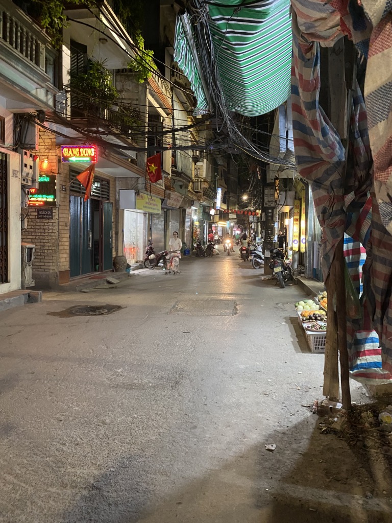 Bán nhà Thổ Quan - diện tích 59,3m2 2 tầng - Ô tô tránh - giá 9,5 tỷ