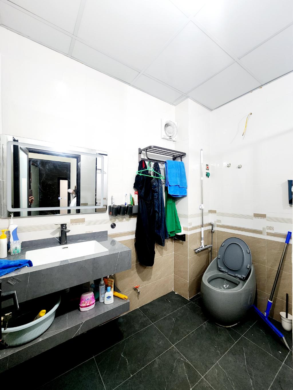 Bán nhà Định Công Thượng - diện tích 36m2 3 tầng - nhà đẹp hiếm có - giá 2,75 tỷ