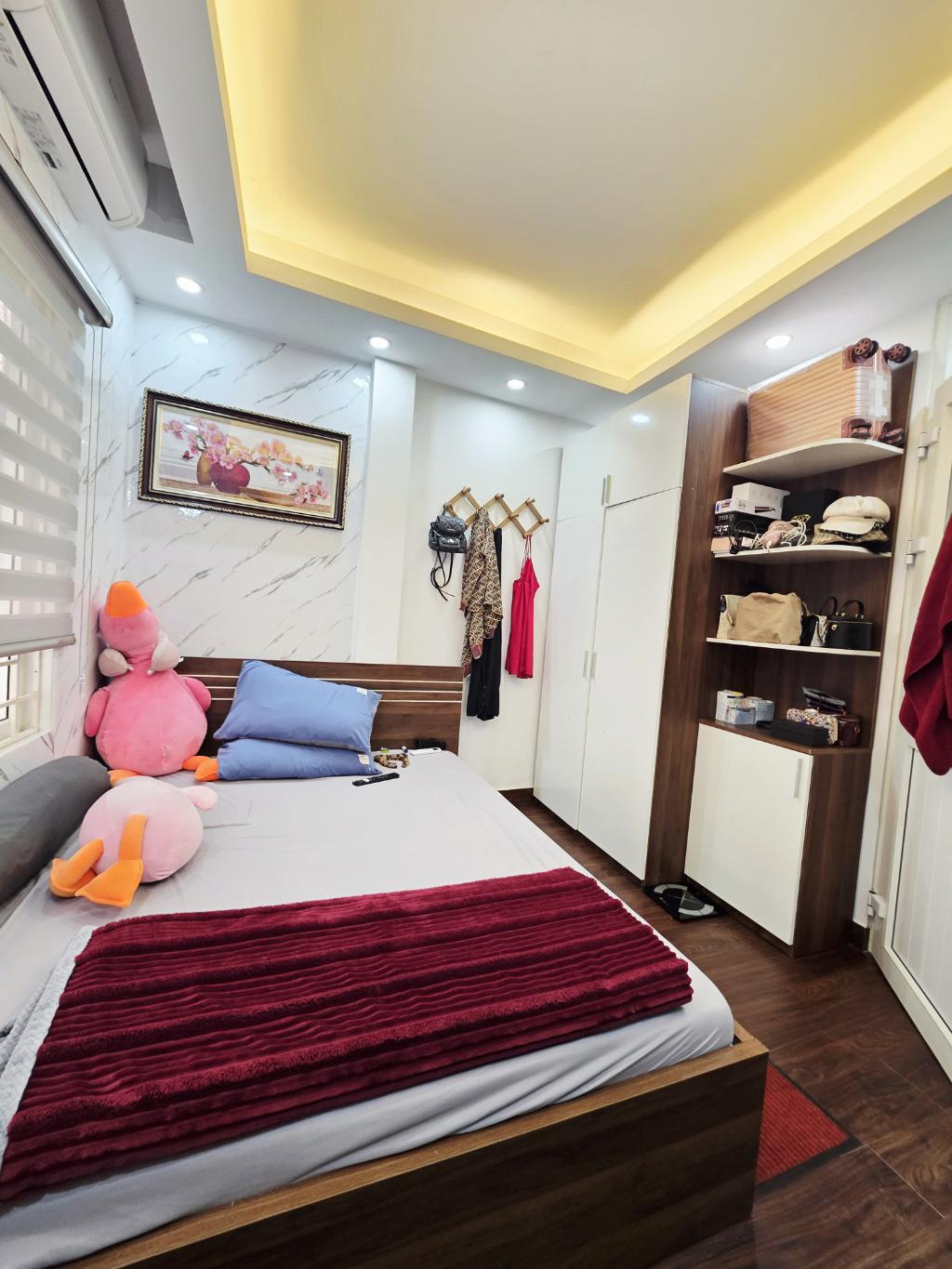 Bán nhà Ngô Sỹ Liên - diện tích 35.1m2 7 tầng - 11 phòng khép kín - giá 13 tỷ