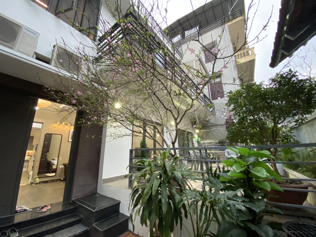 Bán nhà Tạ Quang Bửu - diện tích 30,7m2 2 tầng - Ô lùi tận cửa - giá 13,5 tỷ